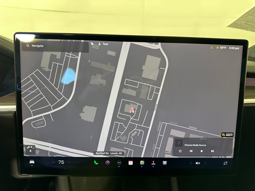 Used 2023 Tesla Model X image 37