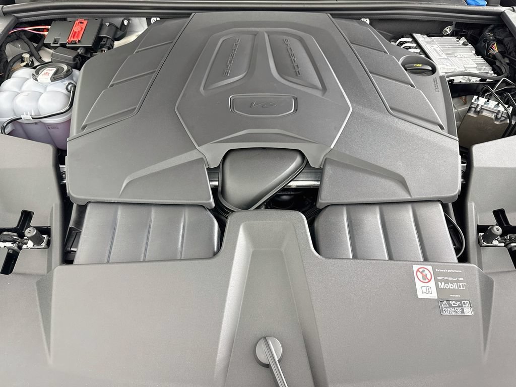 New 2026 Porsche Cayenne AWD/4WD image 32