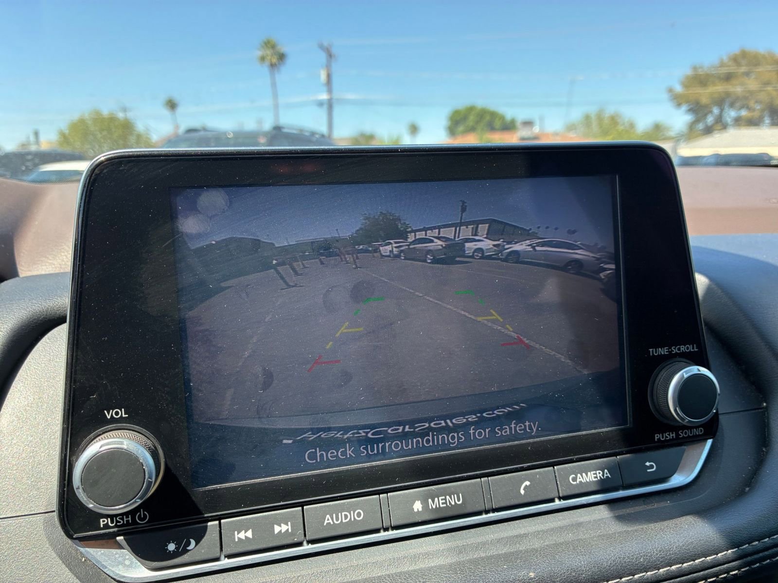 Used 2023 Nissan Rogue S image 22