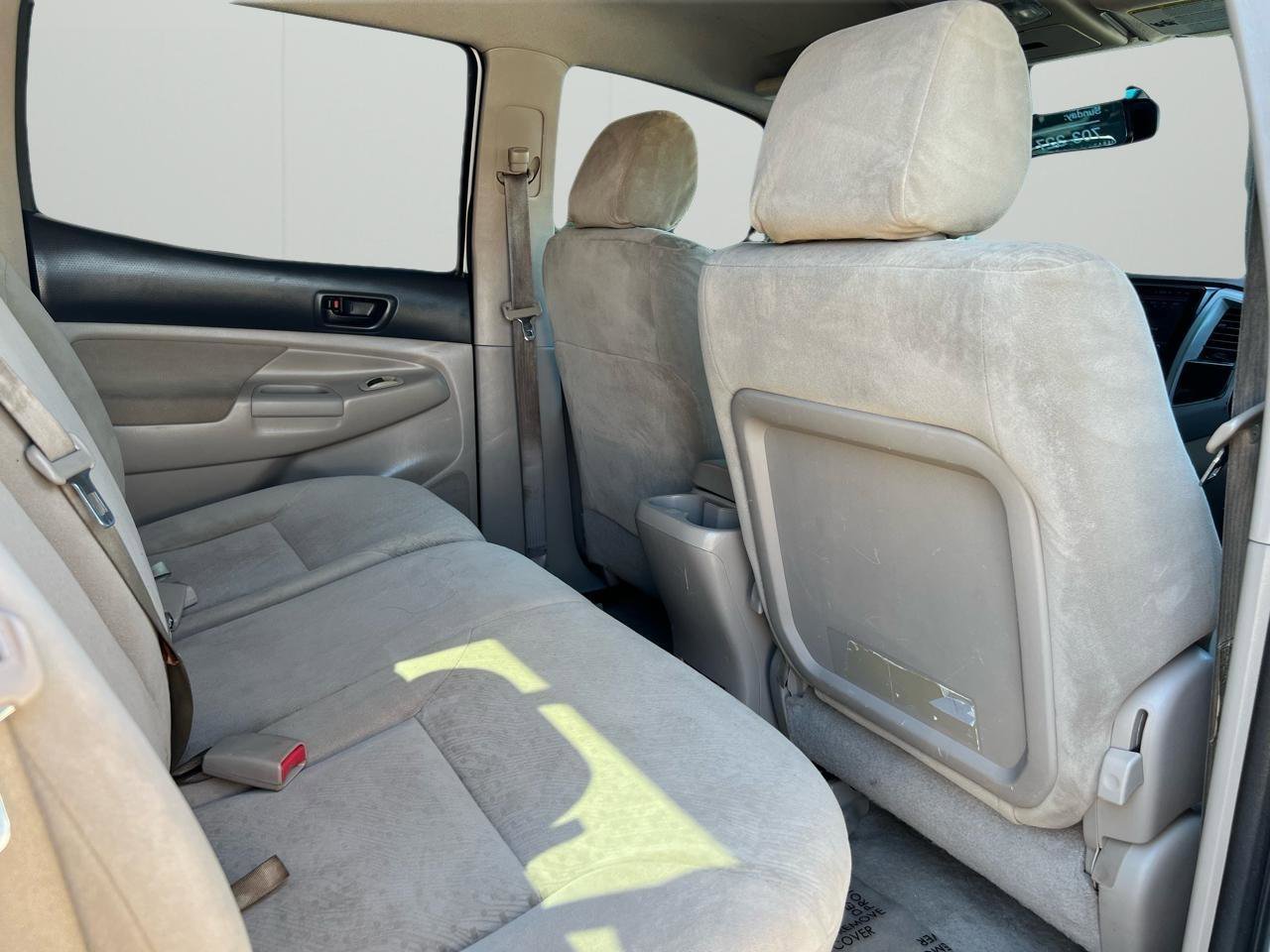 Used 2006 Toyota Tacoma PreRunner RWD image 16