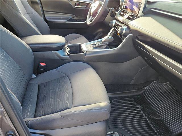 Used 2024 Toyota RAV4 SE AWD/4WD image 20