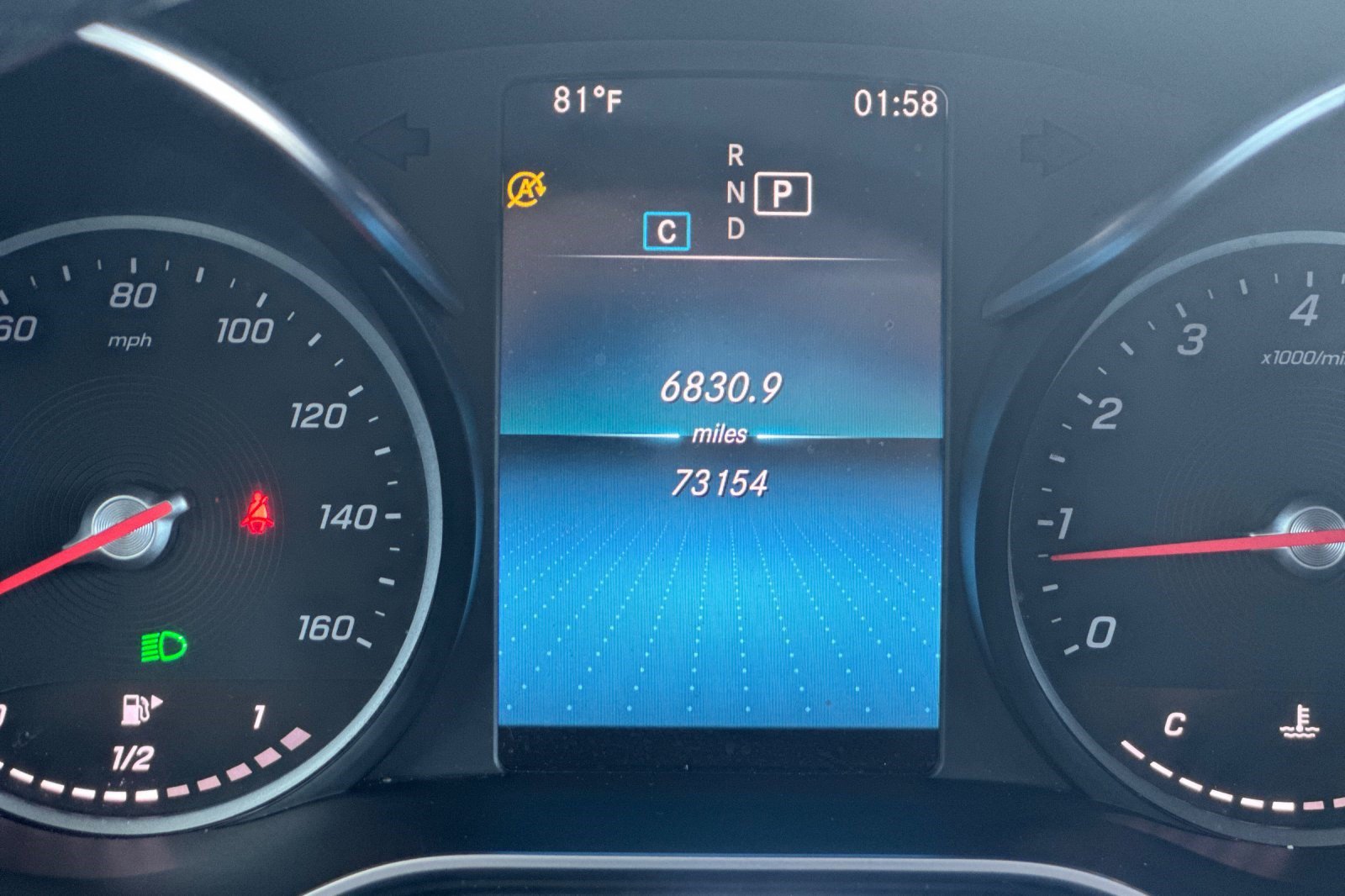 Used 2020 Mercedes-Benz GLC 300 4MATIC image 24