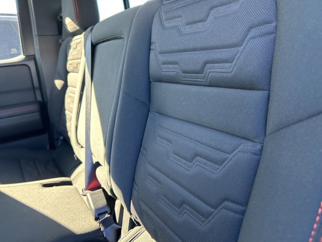 Used 2025 Nissan Frontier PRO-4X w/ Black Accent Package image 41