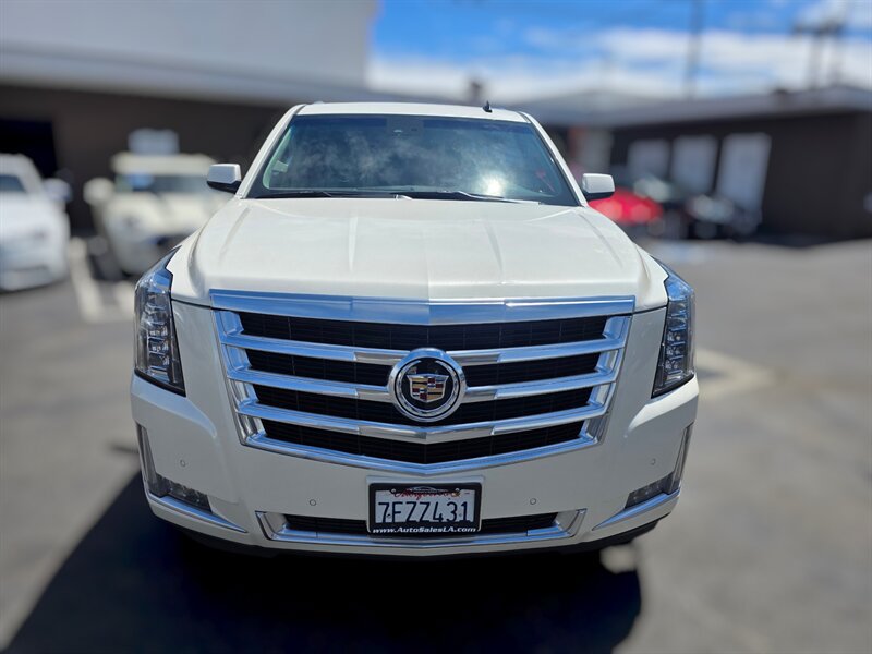 Used 2015 Cadillac Escalade ESV Luxury RWD image 11