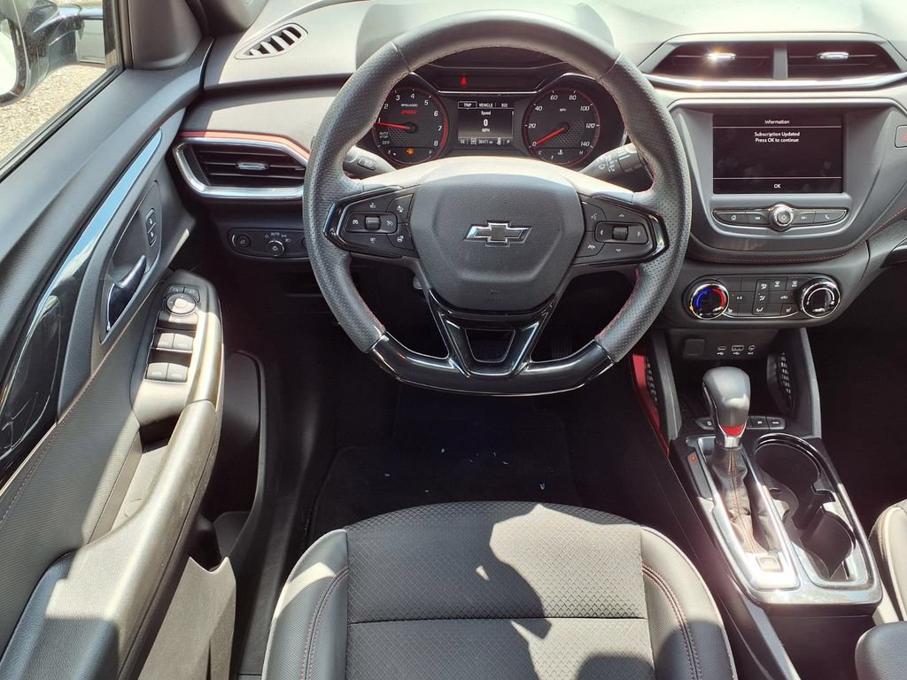 Used 2023 Chevrolet TrailBlazer RS AWD/4WD image 15