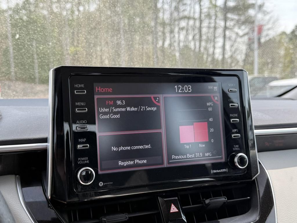 Used 2021 Toyota Corolla LE image 20