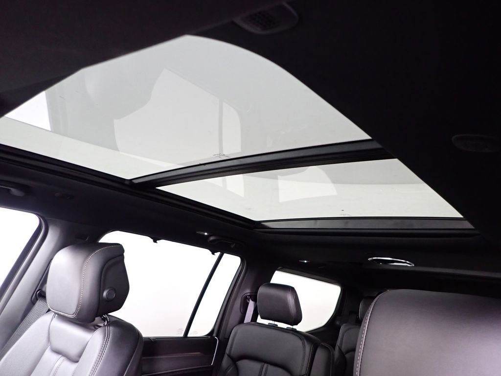 New 2026 Jeep Grand Wagoneer Limited AWD/4WD image 27