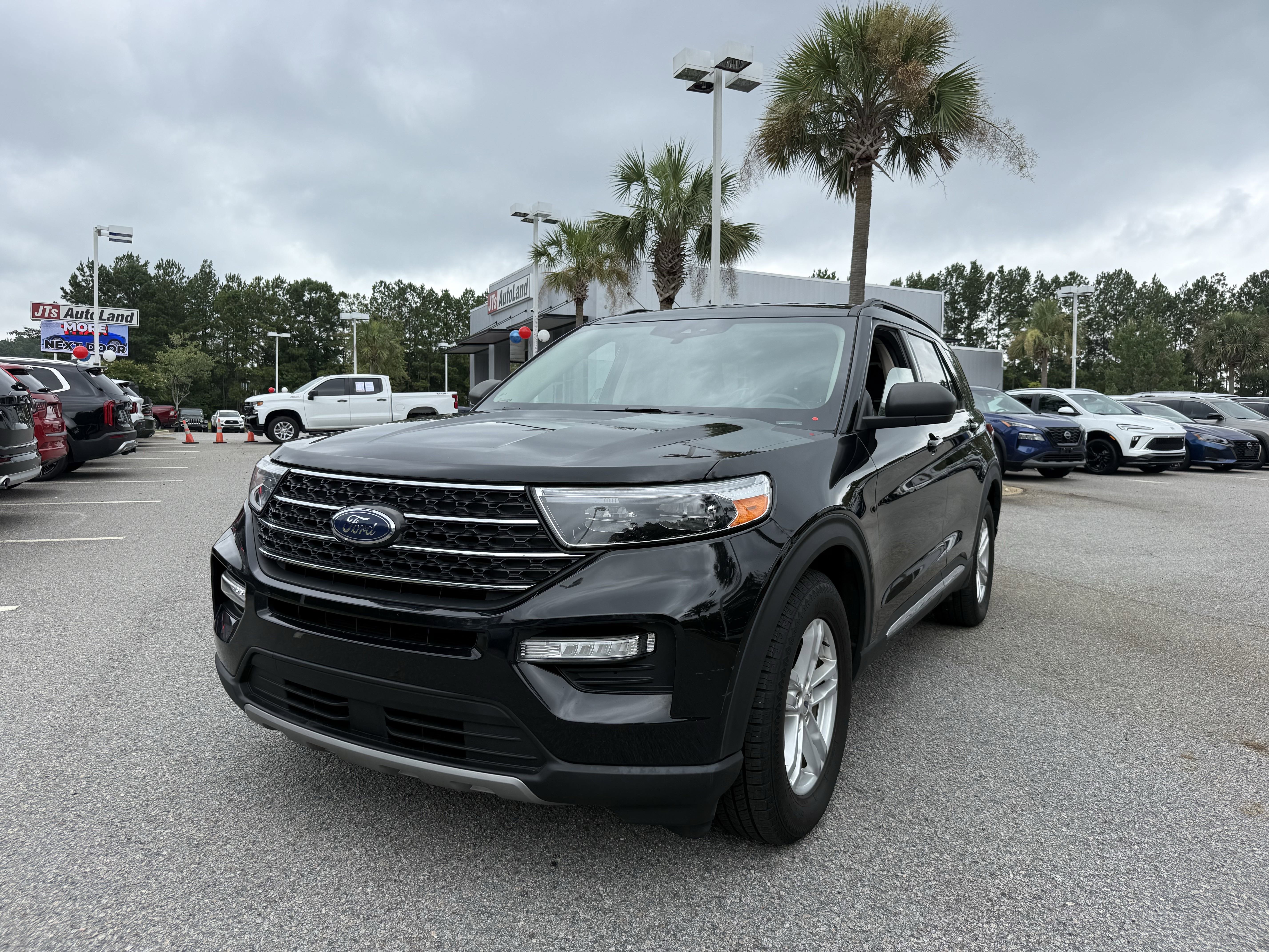 Used 2023 Ford Explorer XLT w/ Equipment Group 202A