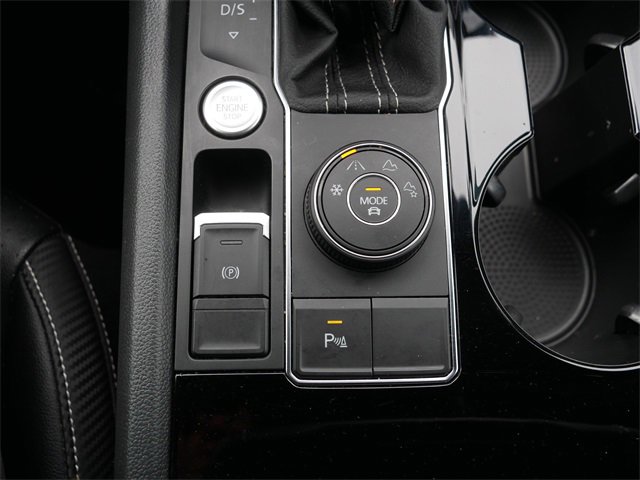 Certified 2023 Volkswagen Atlas Cross Sport SE image 32