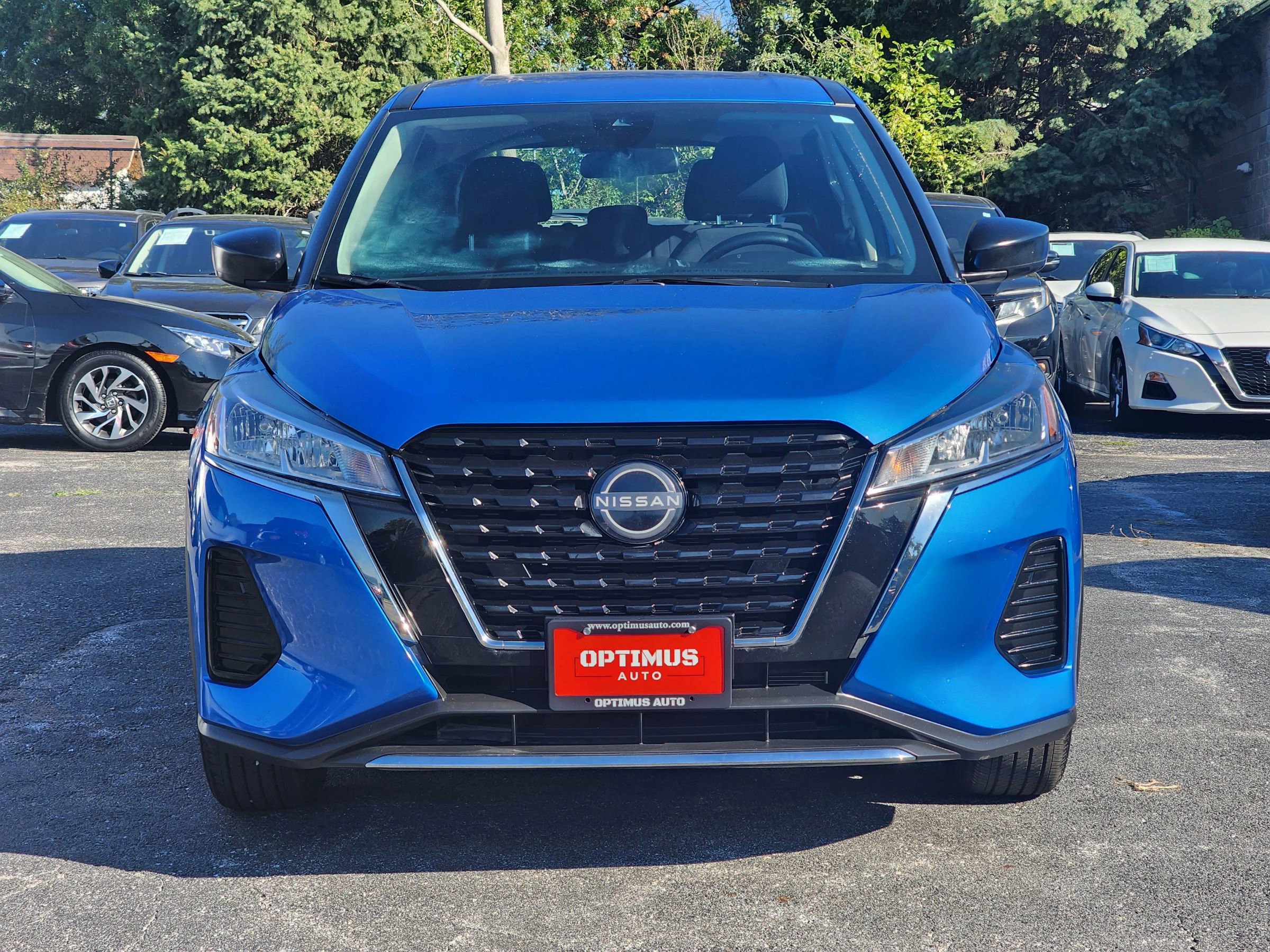 Used 2024 Nissan Kicks S image 2