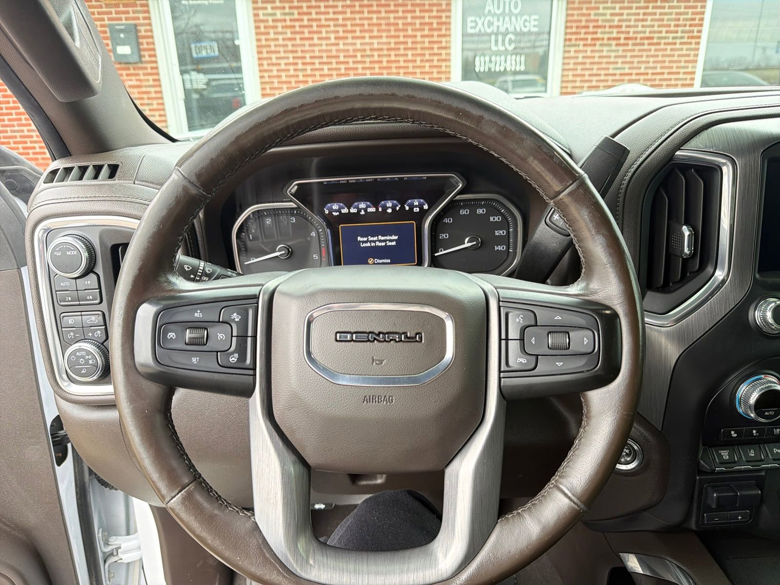 Used 2020 GMC Sierra 2500 Denali w/ Denali Ultimate Package AWD/4WD image 14