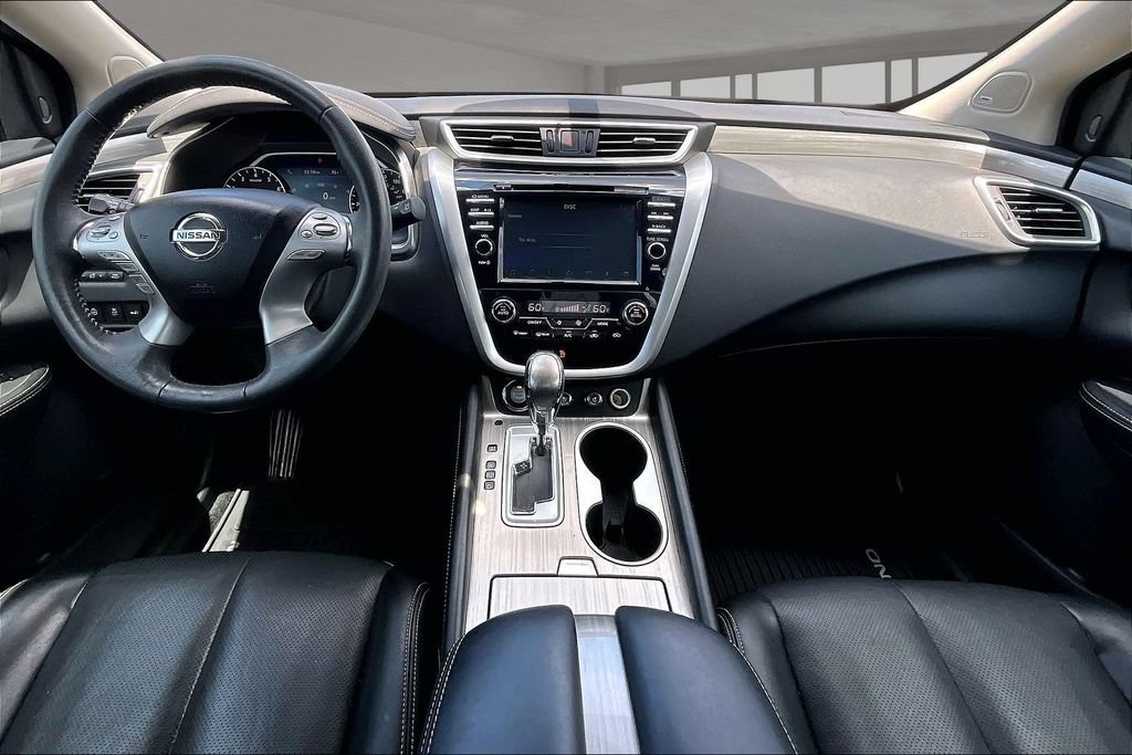 Used 2017 Nissan Murano Platinum w/ Platinum Technology Package FWD image 16
