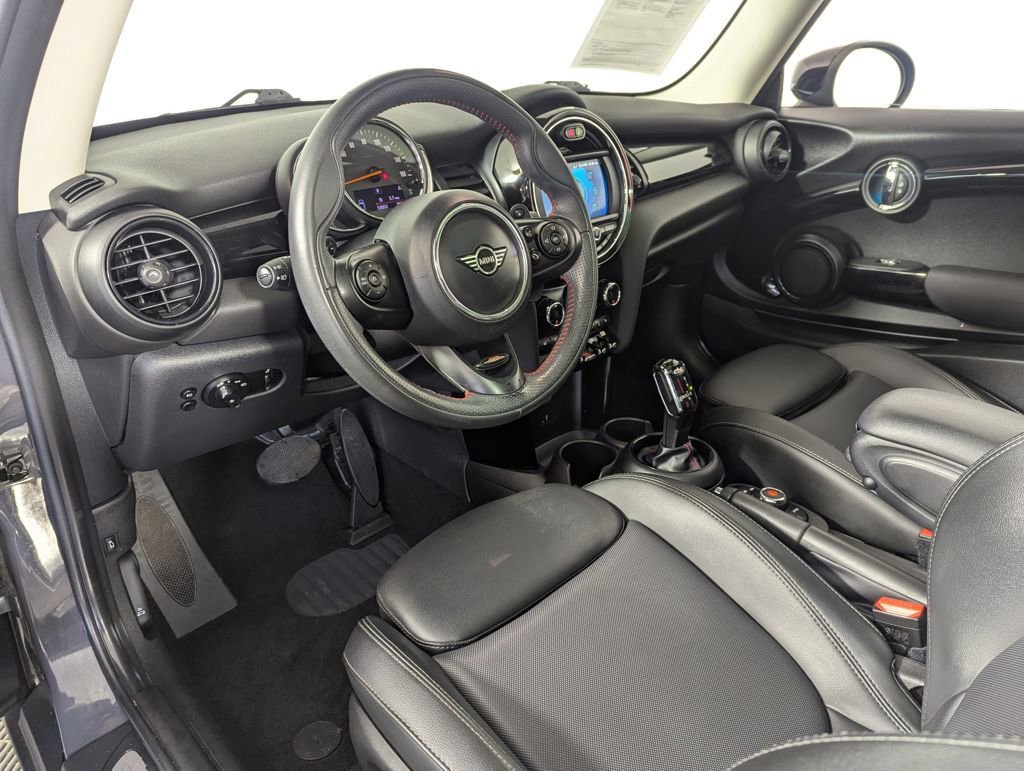 Used 2020 MINI Cooper S image 29