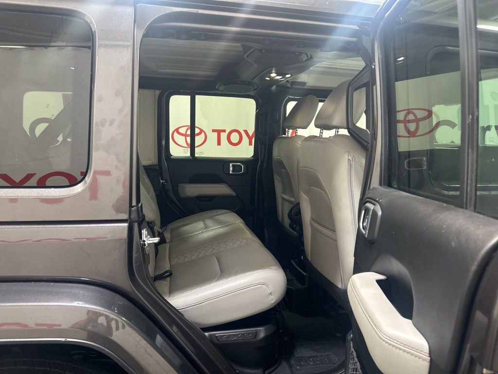 Used 2021 Jeep Wrangler Unlimited Sahara image 16