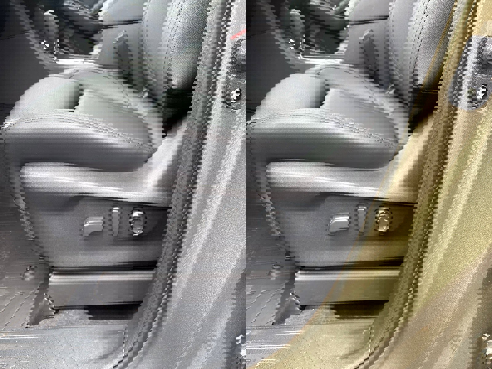 New 2026 Subaru Ascent Touring image 13