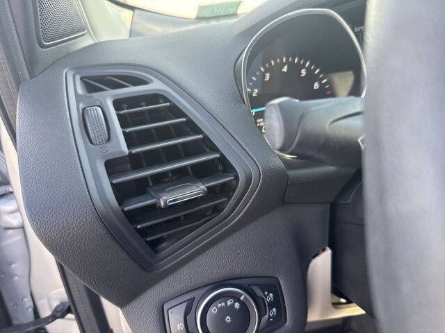 Used 2016 Ford Escape SE FWD image 10