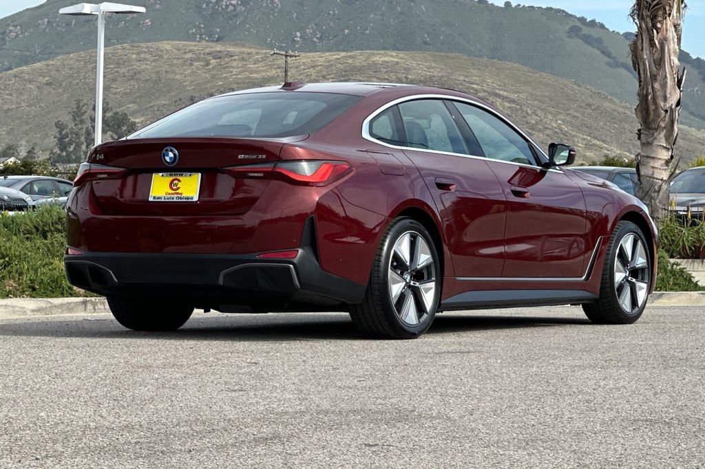 Used 2023 BMW i4 eDrive35 image 3