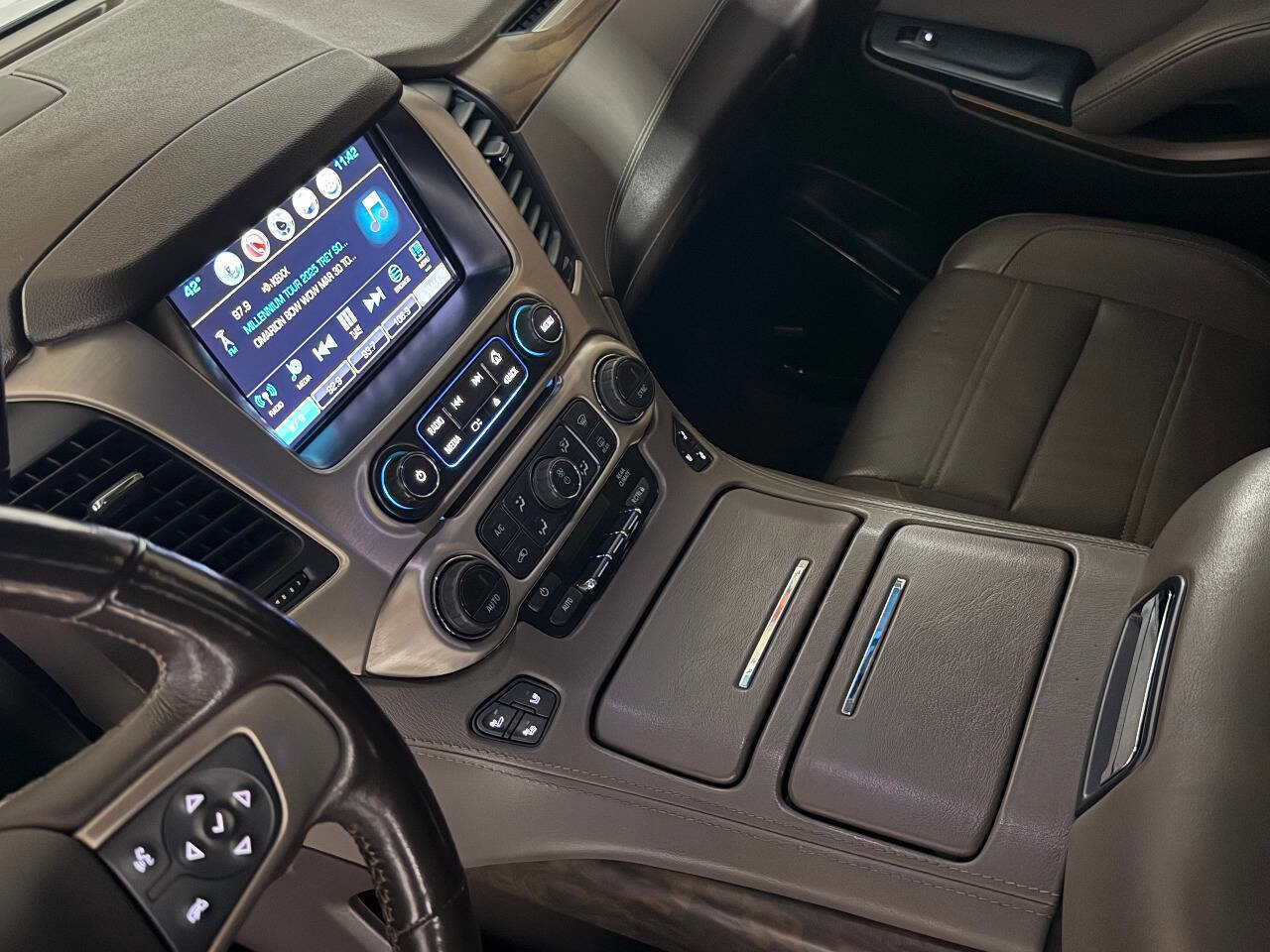 Used 2018 GMC Yukon XL Denali w/ Denali Ultimate Package AWD/4WD image 72