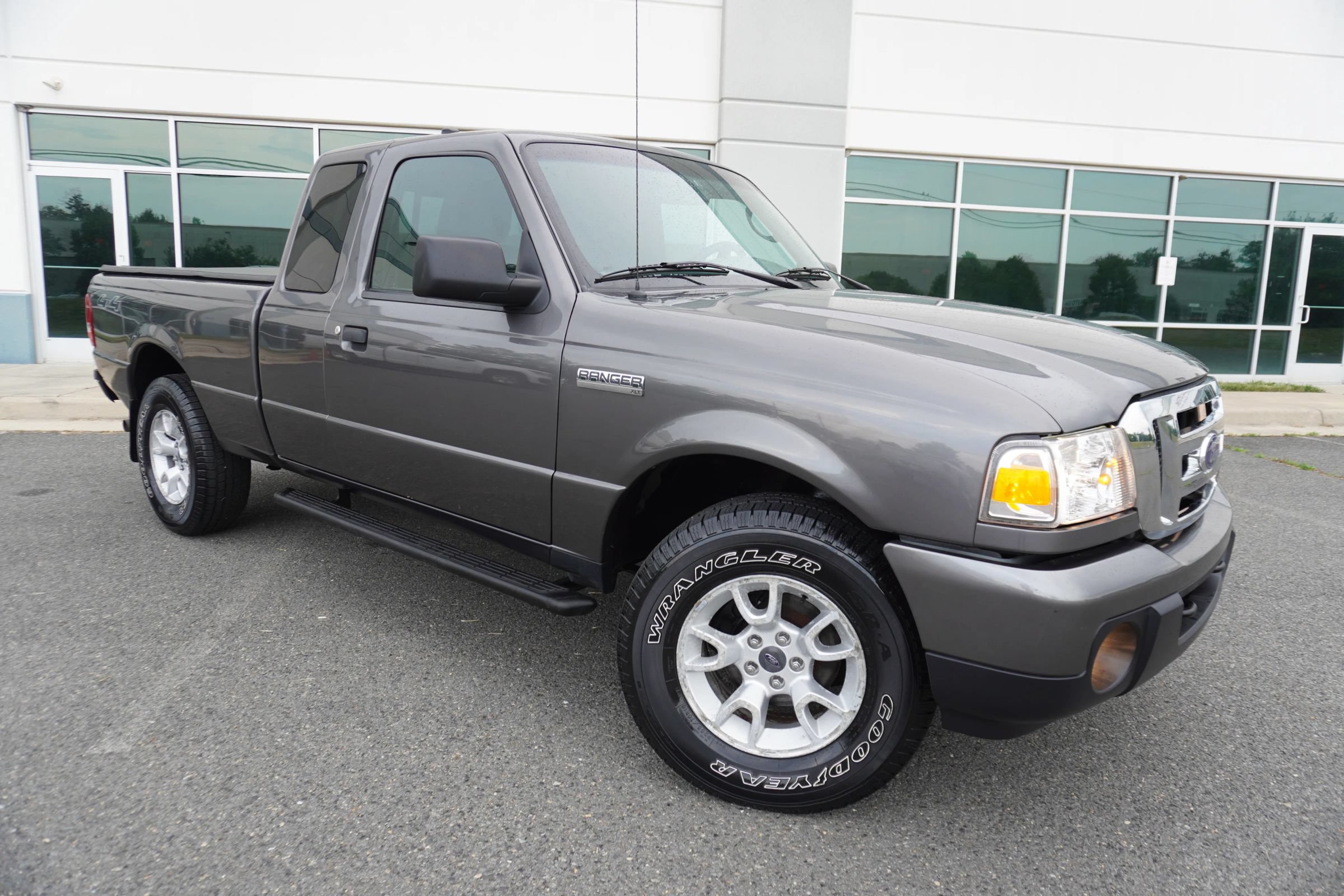 Used 2010 Ford Ranger XLT AWD/4WD image 1
