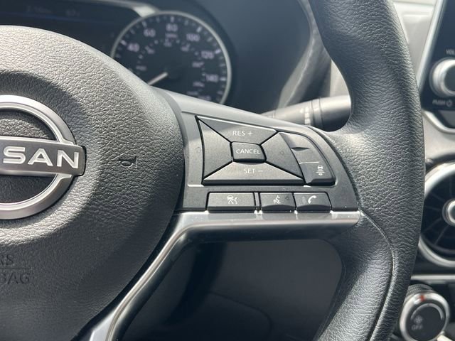 Used 2025 Nissan Sentra SV FWD image 26