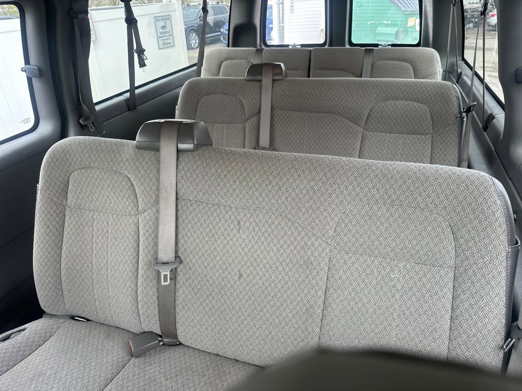 Used 2023 Chevrolet Express 3500 LT w/ LT Preferred Equipment Group RWD image 47