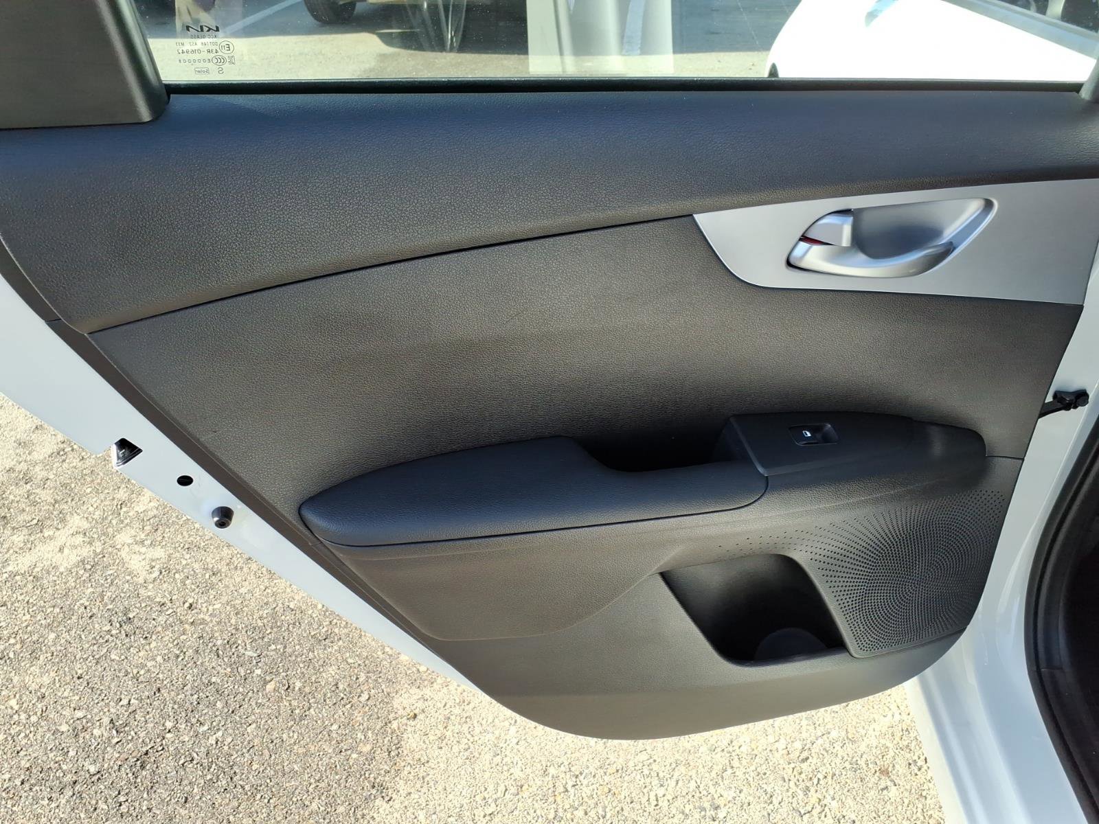 Used 2023 Kia Forte LXS FWD image 12