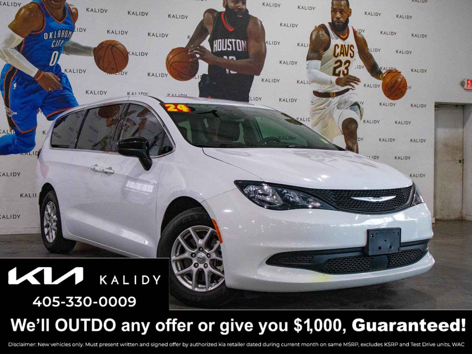 Used 2024 Chrysler Voyager LX FWD image 1