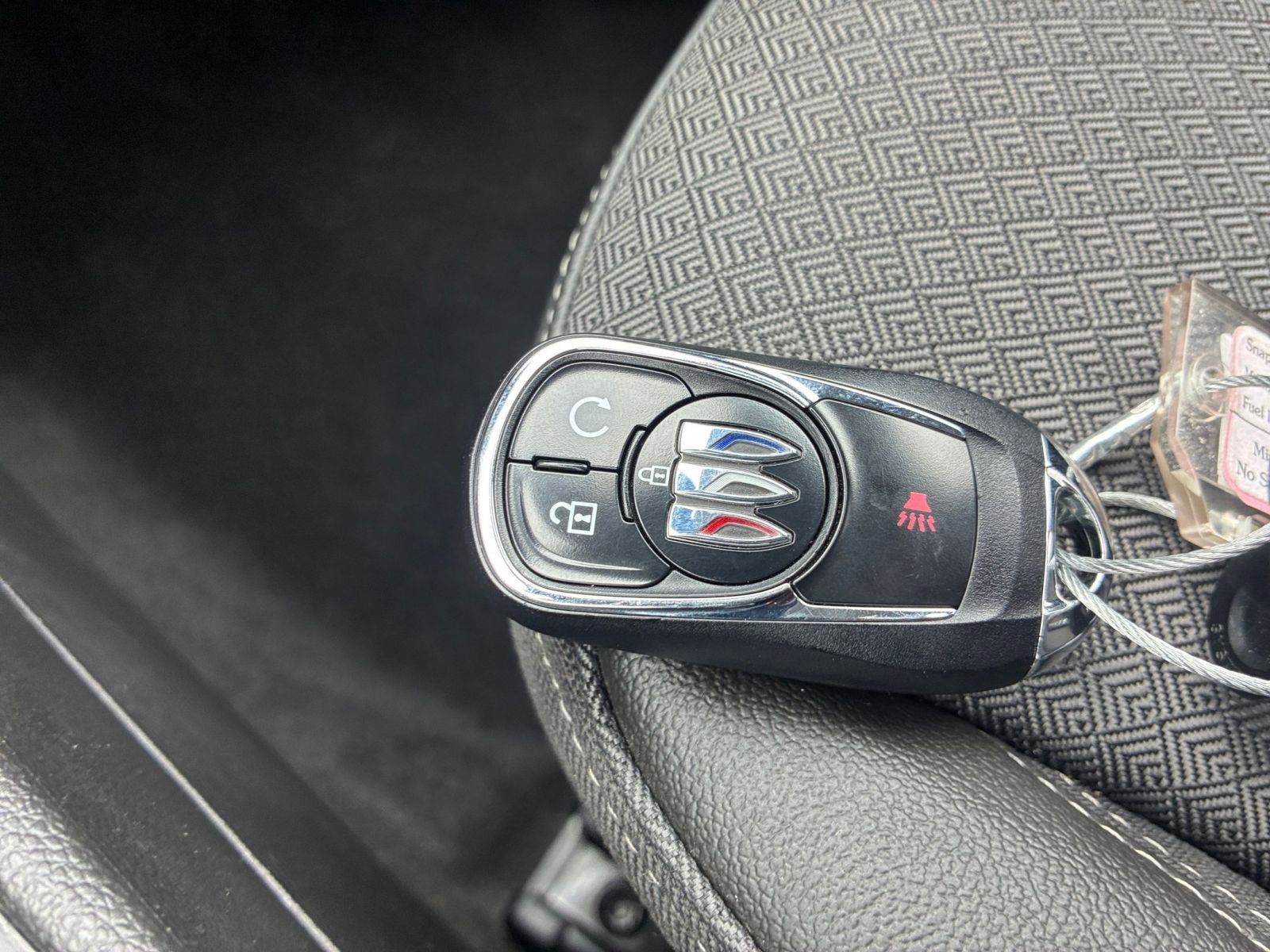 Used 2025 Buick Encore GX Preferred image 23