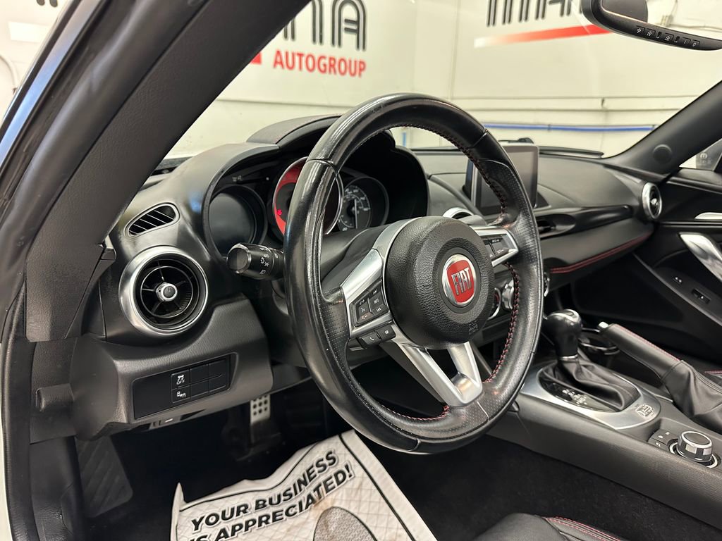 Used 2017 FIAT 124 Spider Abarth image 30