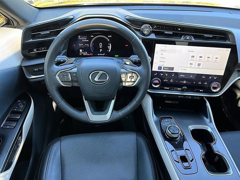 Used 2024 Lexus RZ 300e Premium w/ Accessory Package (Z1) image 22