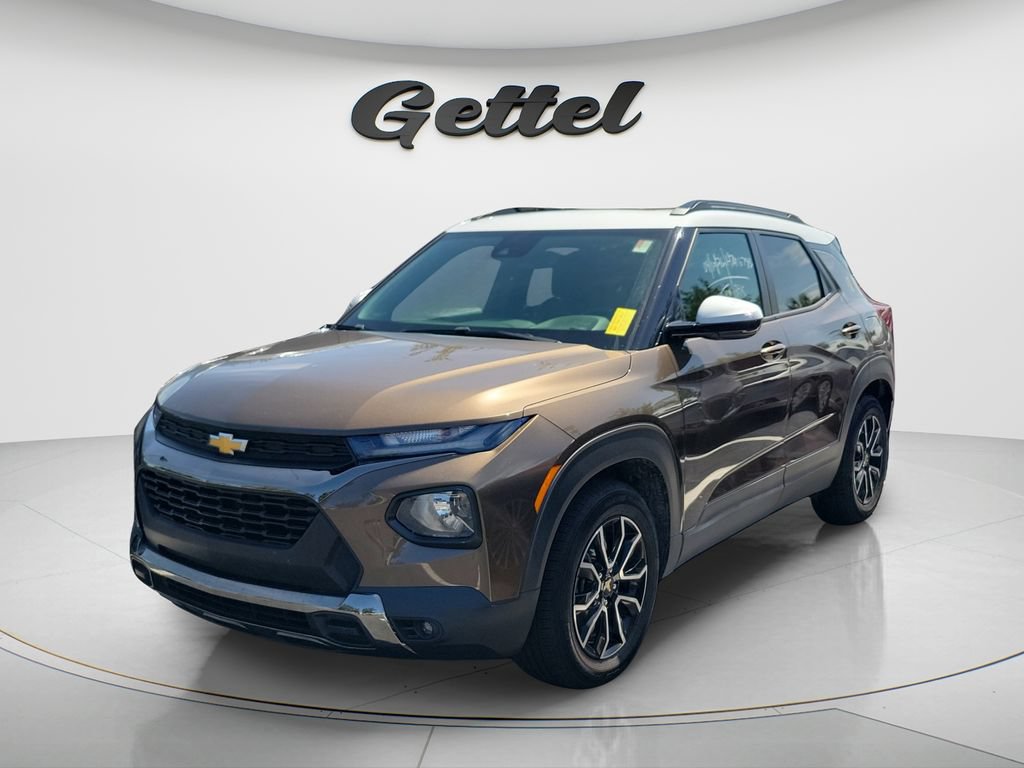 Used 2022 Chevrolet TrailBlazer ACTIV w/ Sun and Liftgate Package FWD image 1