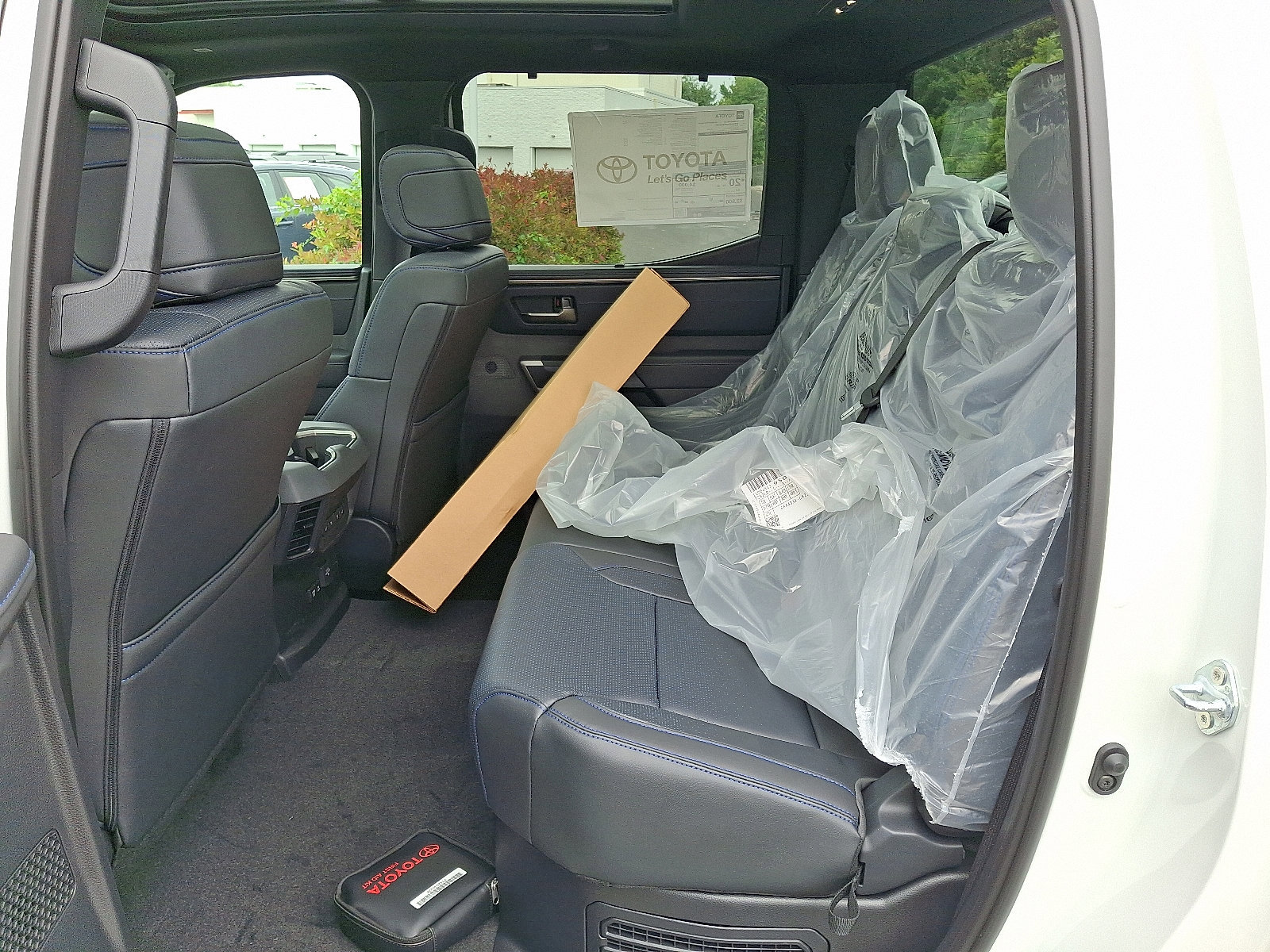 New 2026 Toyota Tundra Platinum image 8