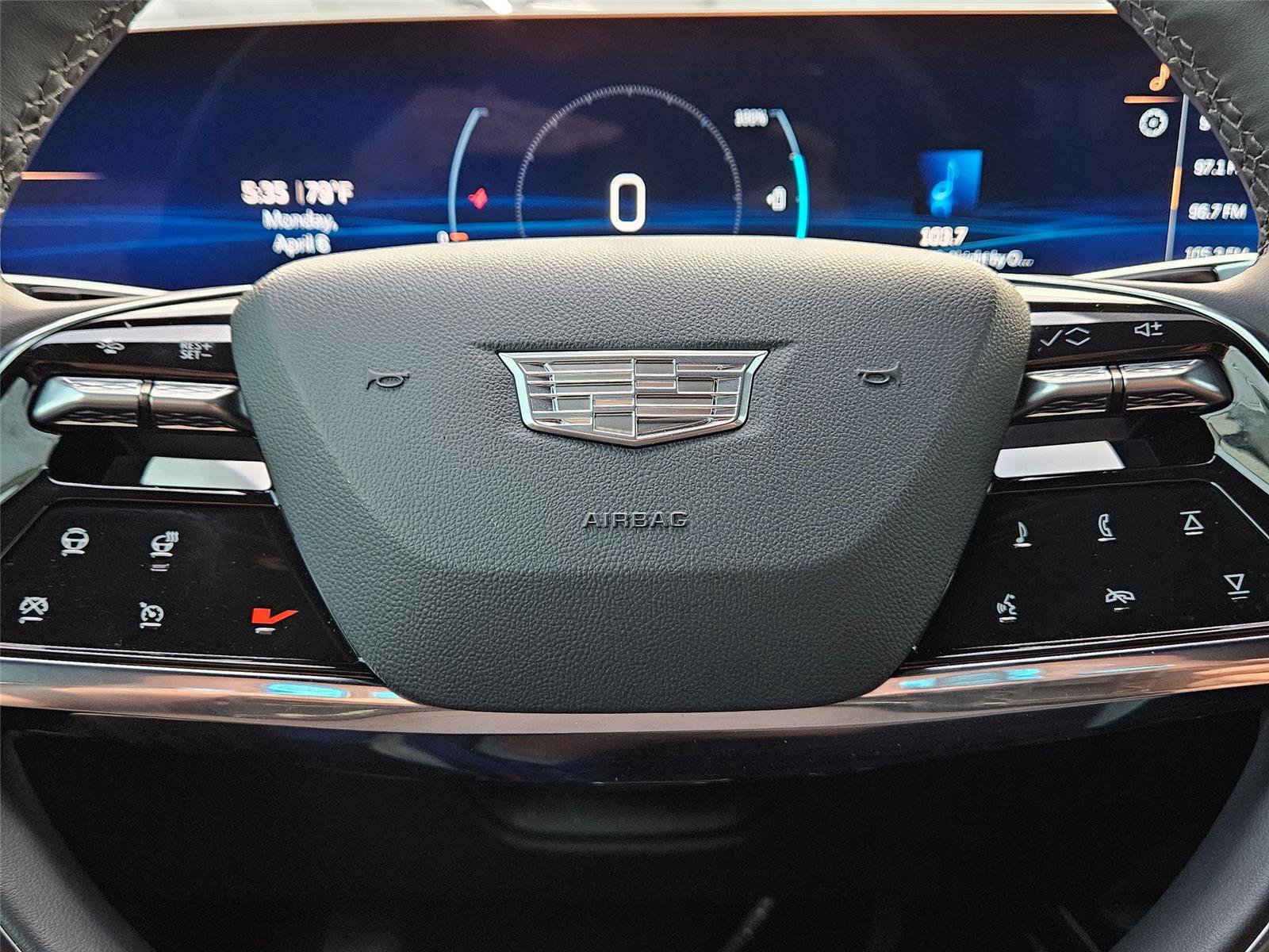New 2026 Cadillac Vistiq Luxury w/ LPO, Floor Liner Package AWD/4WD image 15