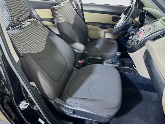 Used 2011 Kia Soul ! image 11
