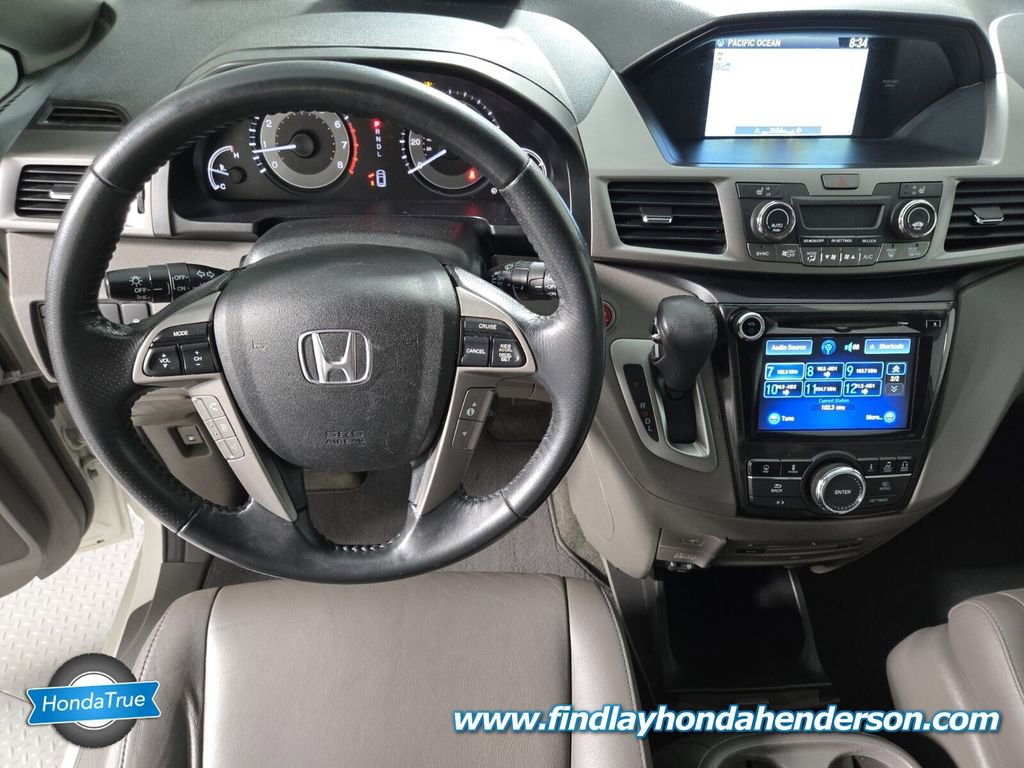Used 2016 Honda Odyssey Touring Elite image 19