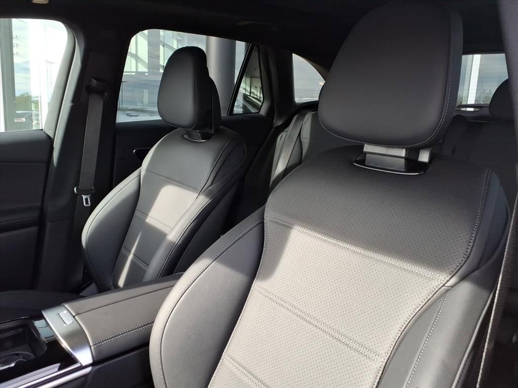 New 2026 Mercedes-Benz GLC 300 4MATIC image 13