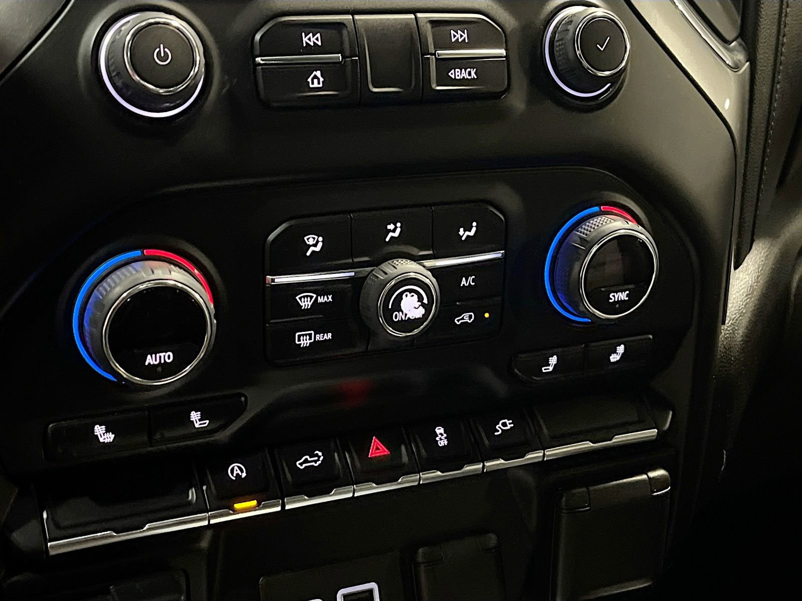 Used 2022 Chevrolet Silverado 1500 RST w/ Convenience Package II image 15