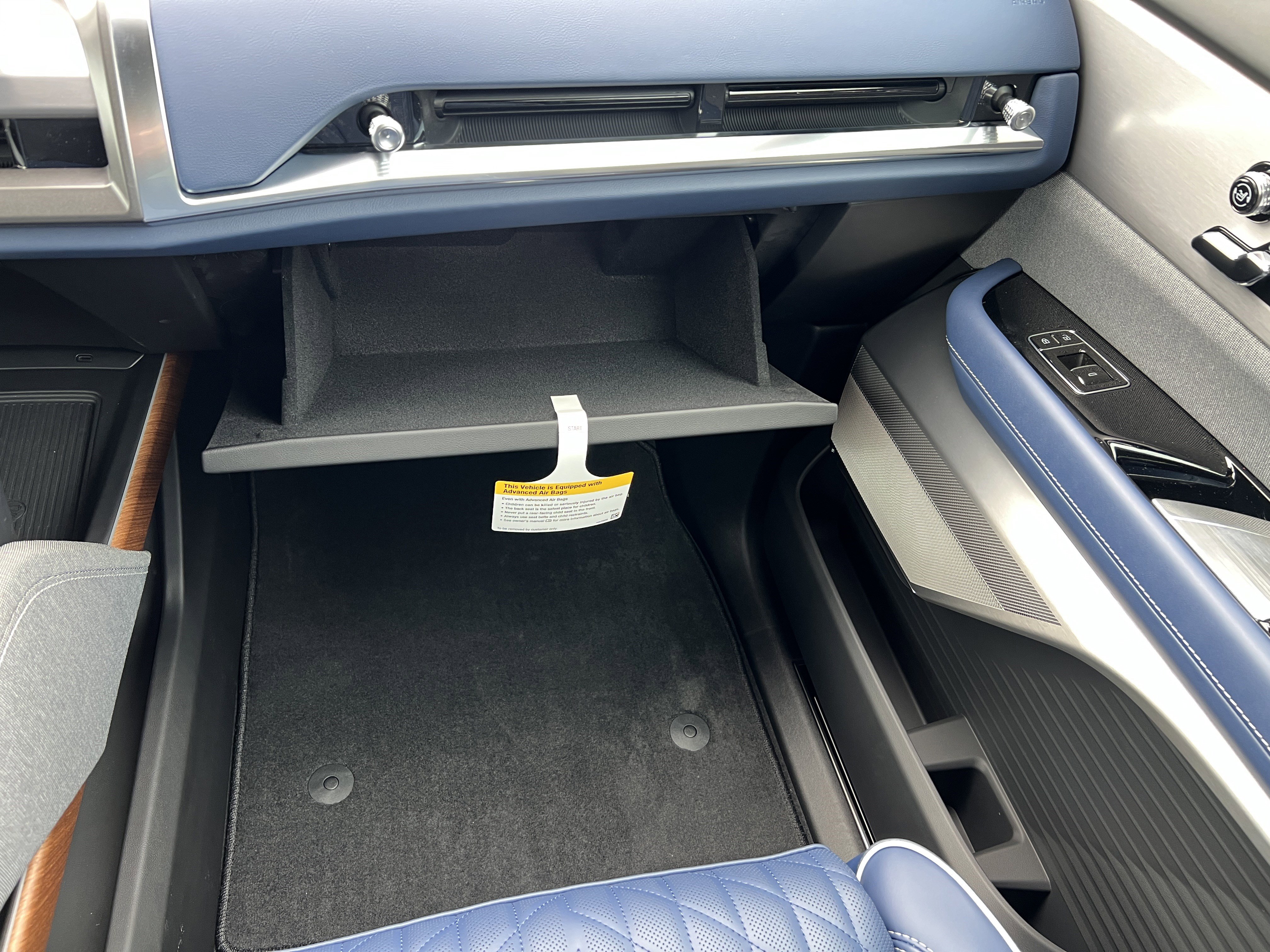 New 2026 Cadillac Vistiq Premium Luxury image 40