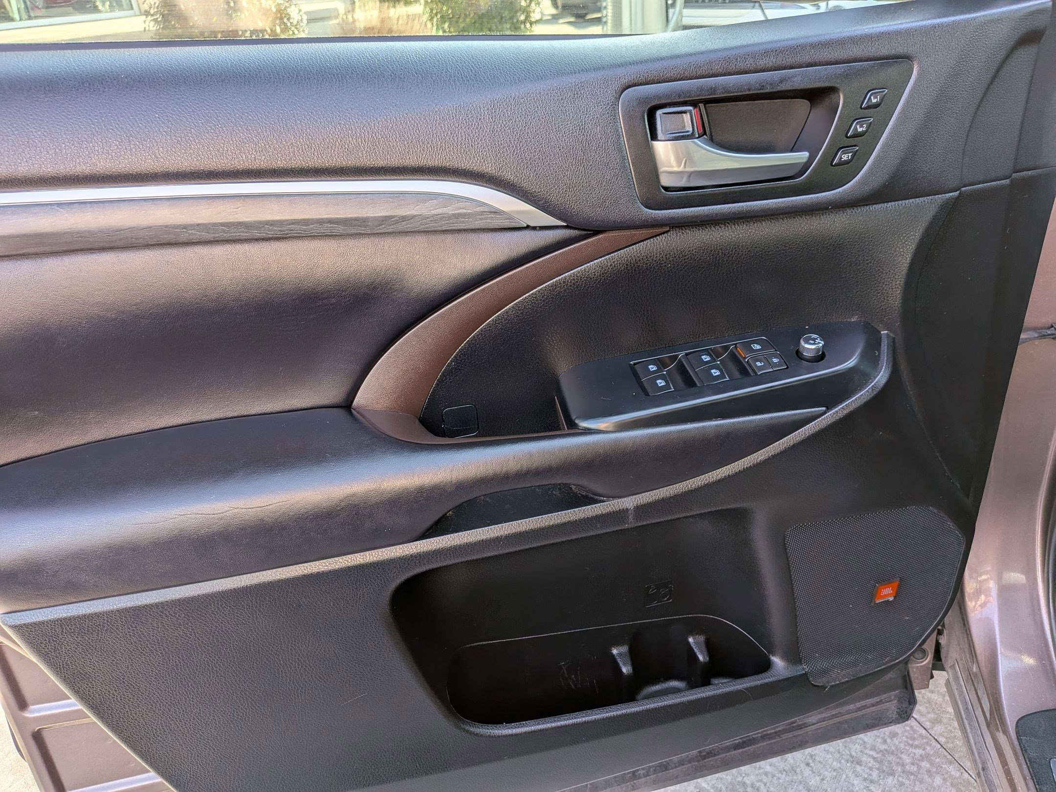 Used 2019 Toyota Highlander Limited image 13