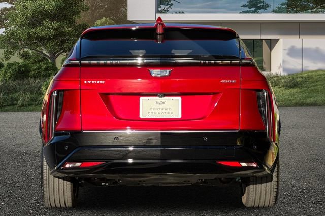 Certified 2024 Cadillac Lyriq Luxury image 5