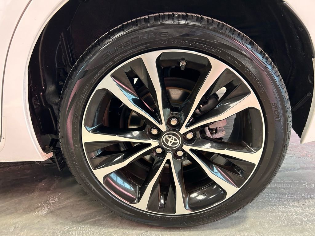 Used 2017 Toyota Corolla SE w/ Carpet Mat Package (TMS) image 22