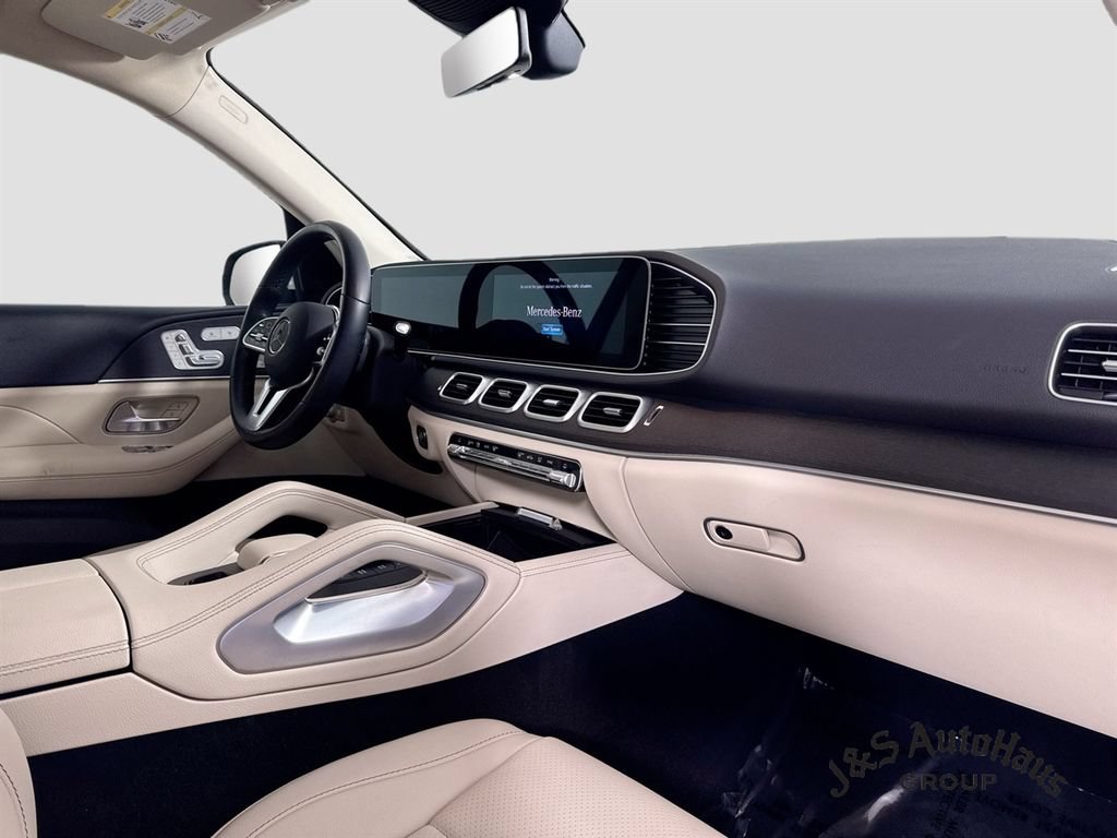 Used 2022 Mercedes-Benz GLE 350 w/ 3rd Row Seat Package image 38