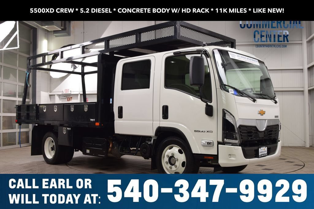Used 2025 Chevrolet Low Cab Forward 5500XD RWD image 1