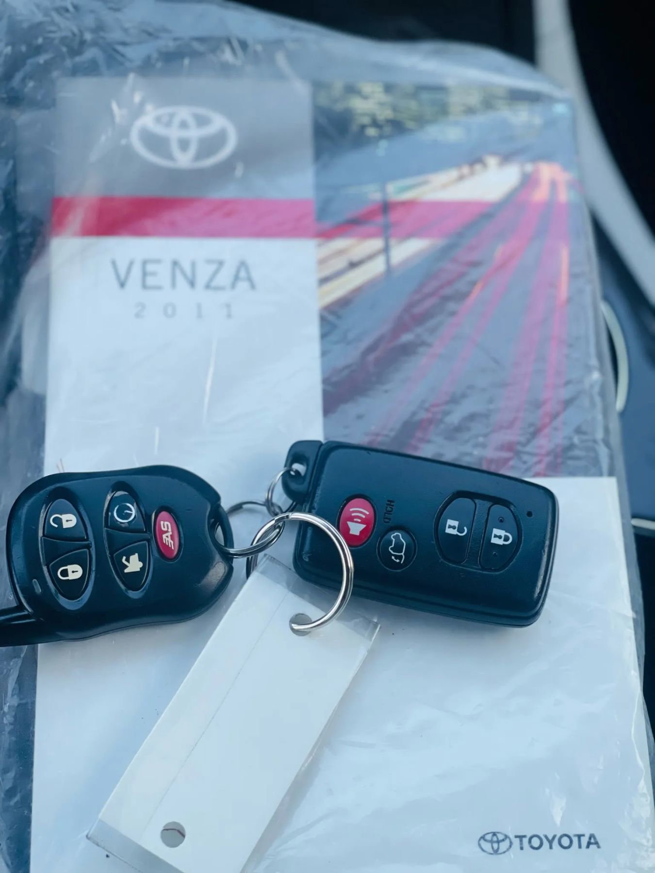 Used 2011 Toyota Venza AWD w/ Convenience Pkg image 20