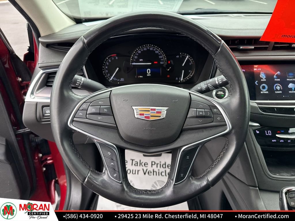 Used 2018 Cadillac XT5 Luxury w/ Driver Awareness Package FWD image 17