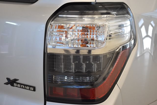 Used 2021 Toyota 4Runner TRD Off-Road Premium w/ Moonroof Package AWD/4WD image 12