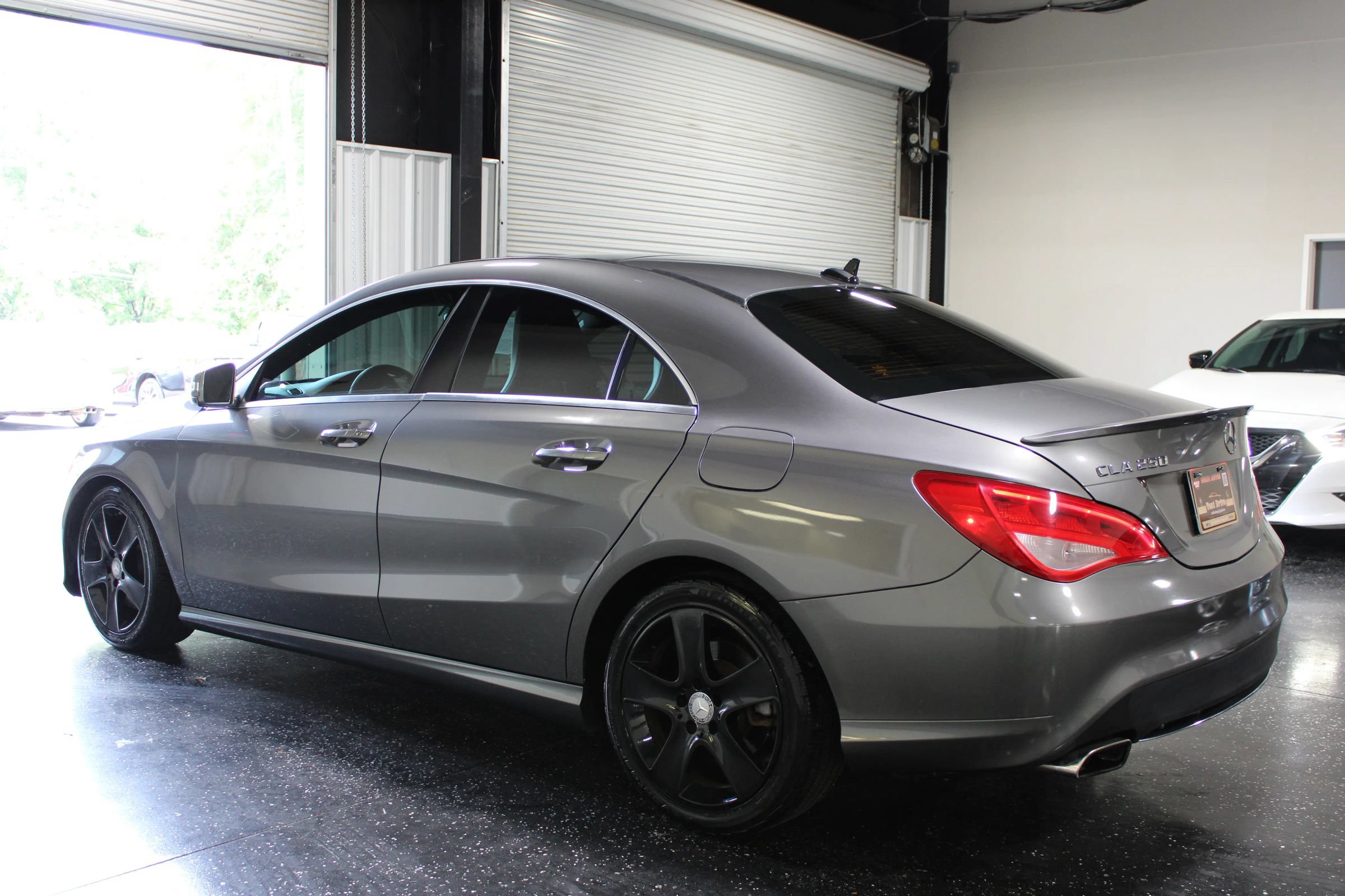 Used 2015 Mercedes-Benz CLA 250 image 5