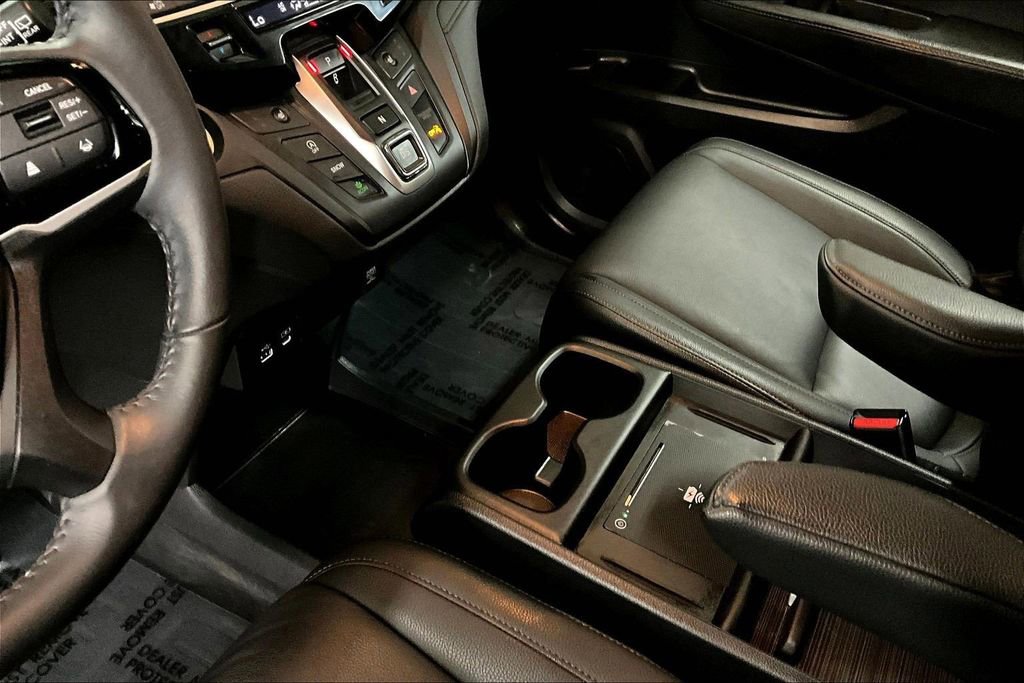 Used 2025 Honda Odyssey EX-L image 18