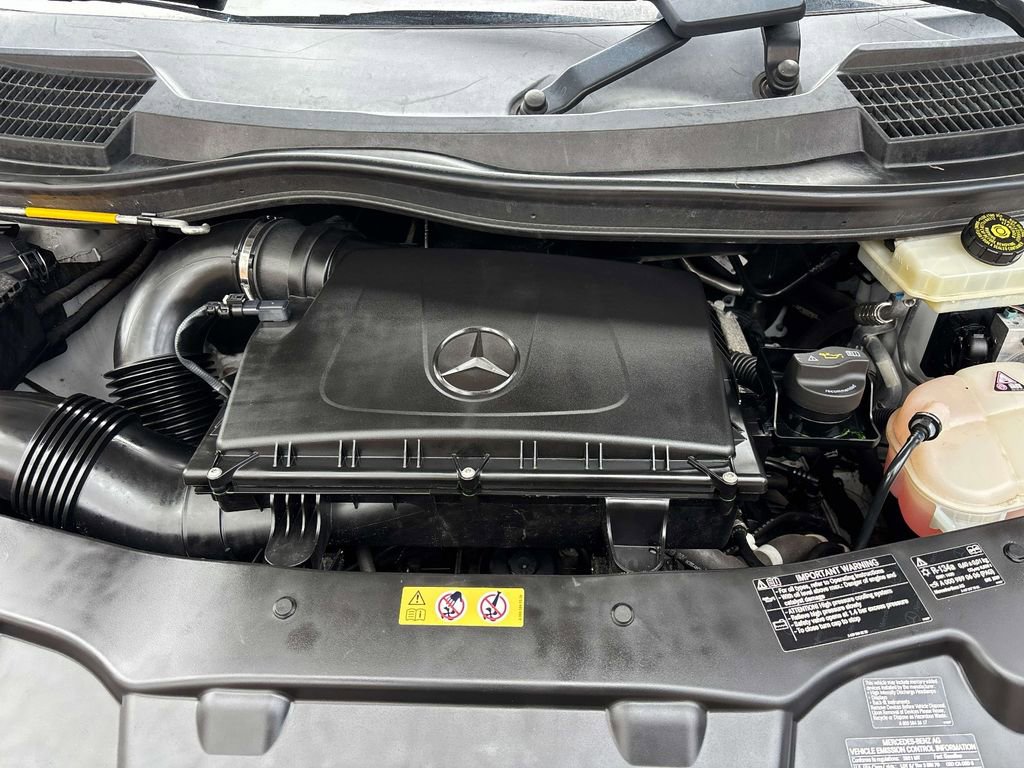 Used 2021 Mercedes-Benz Metris image 8