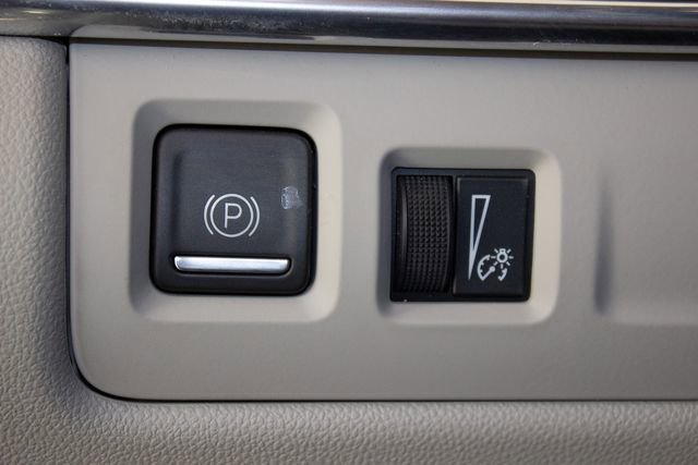 Used 2023 Cadillac XT4 Luxury w/ Cold Weather Package image 35